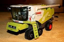 Lexion750HC02.jpg