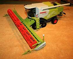 Lexion750HC08.jpg